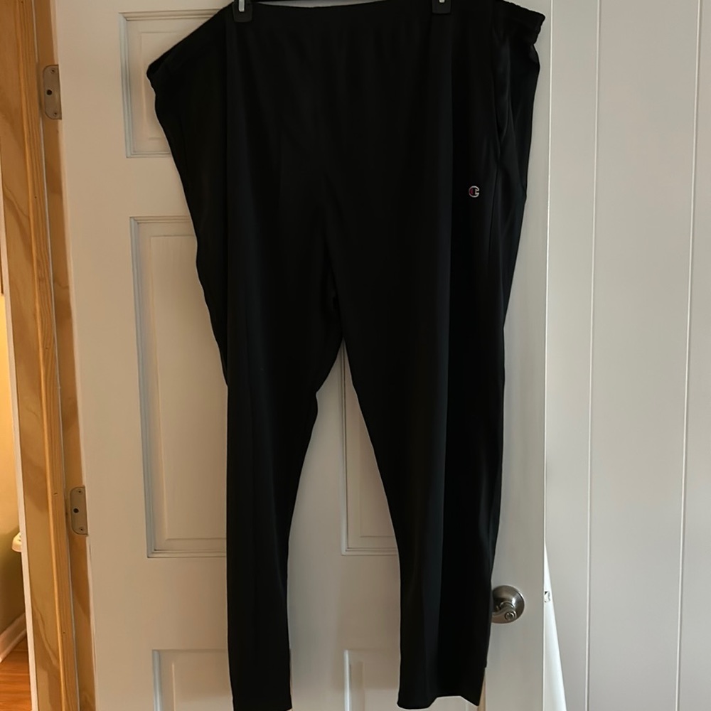 Never Worn!! 6XL Champion Athleticwear- Black